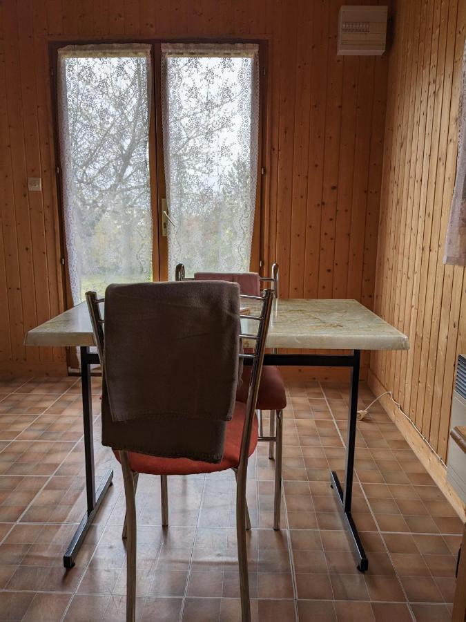 Au Petit Chalet D'Illiers Combray - Salle D'Eau Uniquement Zewnętrze zdjęcie