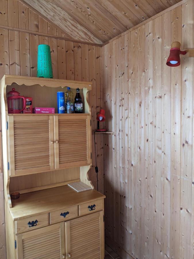 Au Petit Chalet D'Illiers Combray - Salle D'Eau Uniquement Zewnętrze zdjęcie