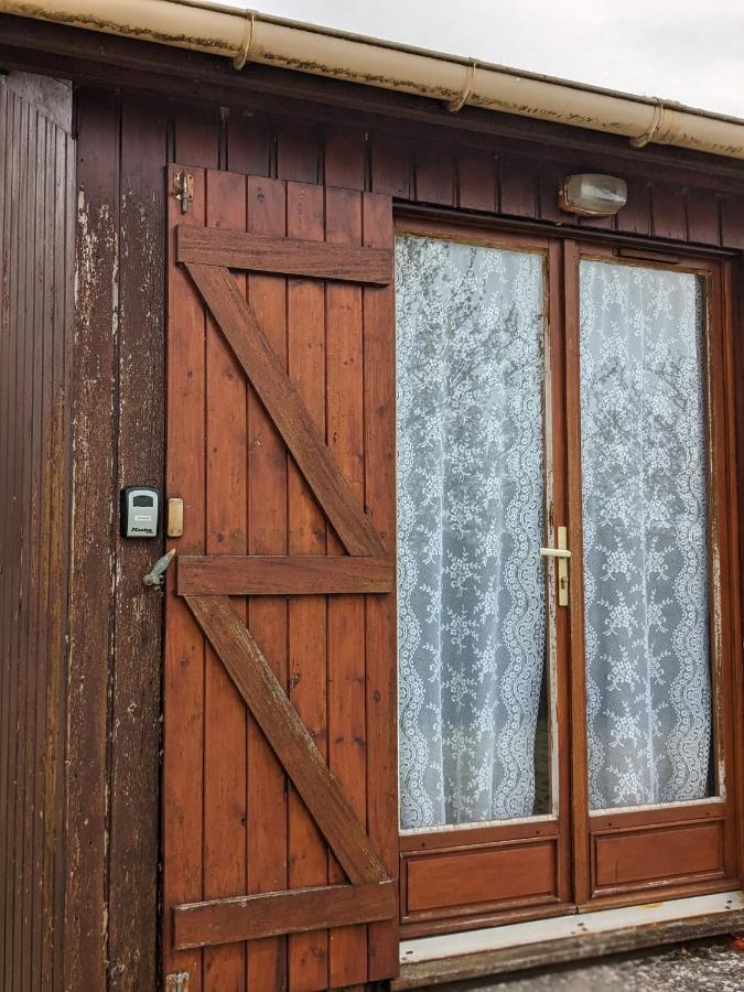 Au Petit Chalet D'Illiers Combray - Salle D'Eau Uniquement Zewnętrze zdjęcie